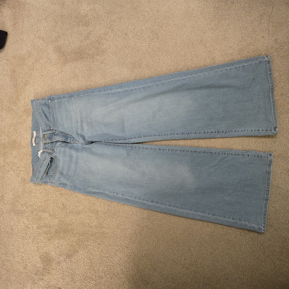 Women's Light Blue Jeans 318 Shaping Jeans